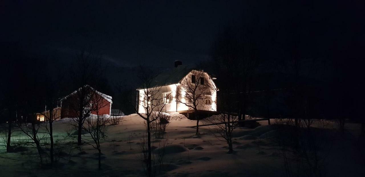 Pilan Lodge Lofoten Vestpollen Exterior foto